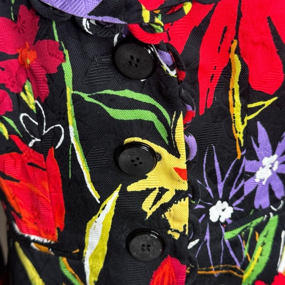 Carlisle Black Floral Blazer, Short Scalloped Hem - Picture 5 of 8